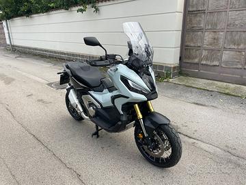 Honda xadv 750 2024