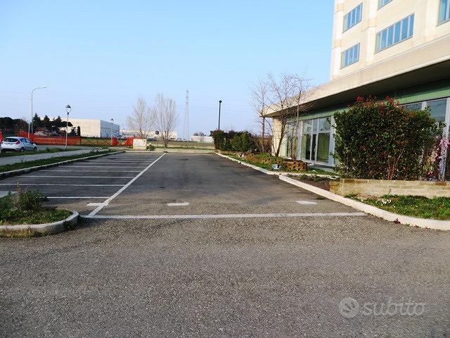 Negozio a Imola (BO) - Vista 5