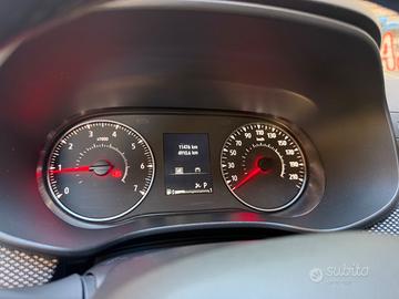 Dacia Sandero Stepway automatica 2023 – 11.500 km