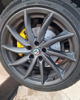 cerchi 18 alfa giulia gomme invernali 