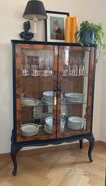 Vetrina inglese chippendale