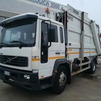 compattatore Carrozzeria Moderna su Volvo FL6