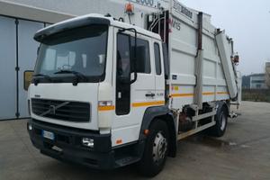 compattatore Carrozzeria Moderna su Volvo FL6