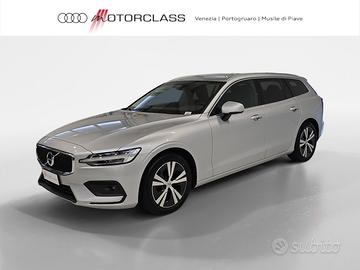 Volvo V60 .0 b4 momentum business pro geartronic