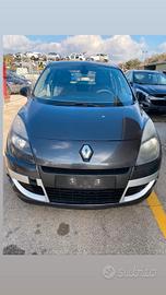 RICAMBI AUTO RENAULT SCENIC XMOD 2011