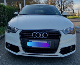 Audi A1 1.6 TDI Ambition 90 cv neopatentati