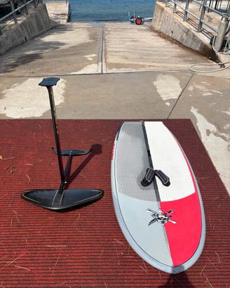 Wingfoil tavola 110 lt + foil Naish