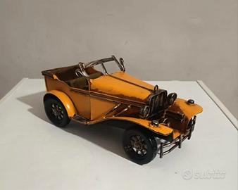 Modellino auto d'epoca metallo vintage Roadstar  