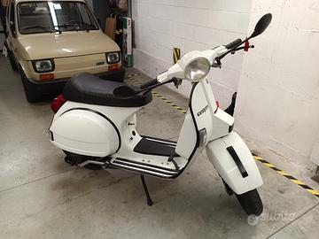 Vespa PX 125 E Bianca