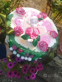 Torta finta in pasta di zucchero