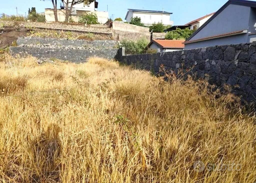 Terreno di 910 m² a Belpasso - Vista 3