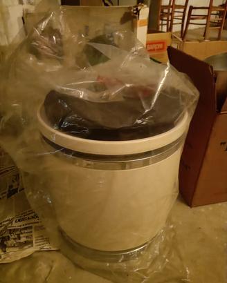 casco parrucchiera+ sgabello 