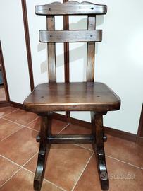 Sedia in legno massello