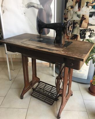 Macchina da cucire antica Singer, serie MA…, fabbr