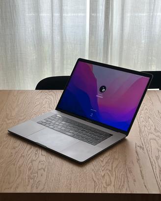 Apple MacBook Pro 15”