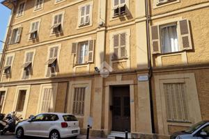 5 LOCALI A VENTIMIGLIA