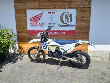 HUSQVARNA CR 250 HUSQVARNA CR 250