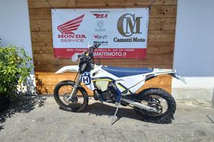HUSQVARNA CR 250 HUSQVARNA CR 250