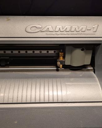 PLOTTER DA TAGLIO ROLAND CAMM1