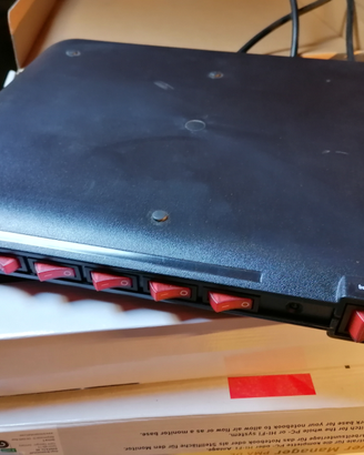 Presa multipla comandata per notebook