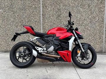 Ducati Streetfighter V2