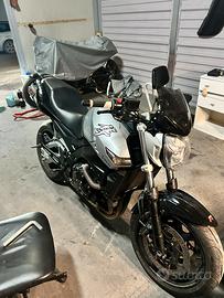 Suzuki gsr