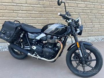 TRIUMPH Speed Twin 900