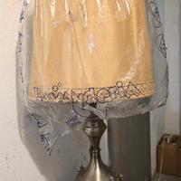 lume in peltro con paralume