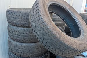 4 Gomme invernali Barum