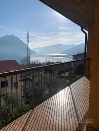 Villetta a schiera a Costa Volpino vista lago