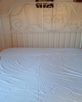 letto matrimoniale IKEA