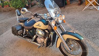 Honda shadow 750