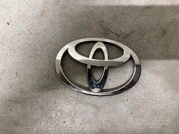 Logo Toyota per paraurti Yaris MY2025
