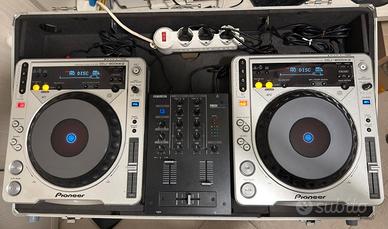 CDJ 800 mk2 - Mixer Reloop - Flycase