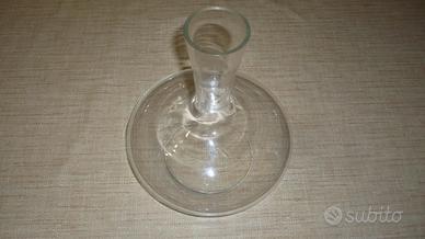 Vaso in vetro trasparente portafiori