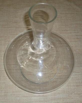 Vaso in vetro trasparente portafiori