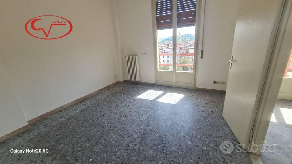 Apartment in Montevarchi, Giglio - Altro