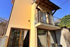 VILLA SINGOLA A MANDELLO DEL LARIO