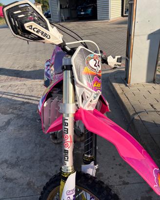 Tm 250 en pink edition