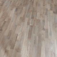 Rovere tradizionale grezzo fine serie stock 45mq