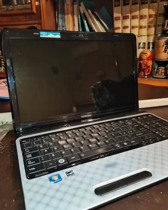 Toshiba Satellite L750D computer portatile PC