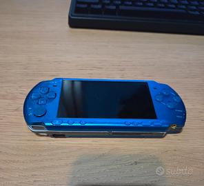 PSP 3004 Vibrant Blue con Cavo + SD Sony 4GB