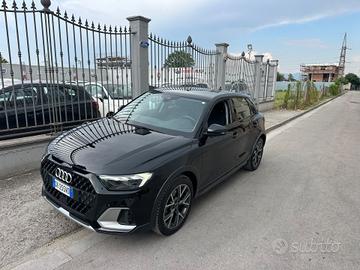 Audi A1 allstreet 30 TFSI Identity Contrast 2022