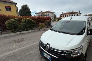 🚐 RENAULT EXPRESS VAN 2022