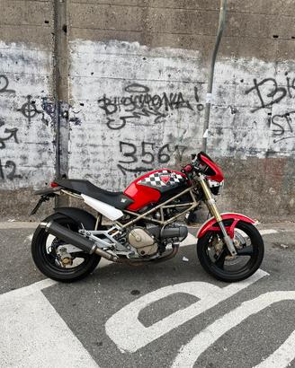 Ducati Monster 600 A2