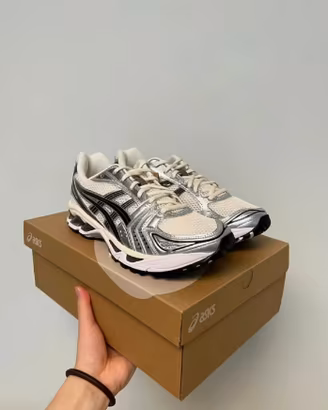 Scarpe da corsa Asics Gel-Kayano 14, taglia 41