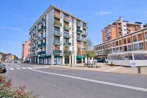 TRILOCALE ANNESSA CANTINA , ZONA BICOCCA !!!