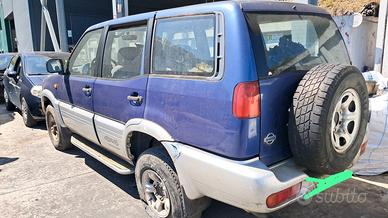 nissan terrano per ricambi