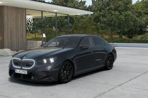 BMW M5 4.4 727cv auto