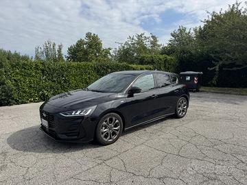 Ford Focus ST-Line 1.0 Hybrid 125 CV anno 2024